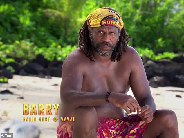 L'ancienne star de Wallaby et Survivor, Barry Lea (photographié pendant son passage sur Survivor en 2016) a été libérée sous caution après avoir comparu devant un tribunal de Brisbane pour un certain nombre d'accusations liées à des allégations de violence domestique et d'ingérence.