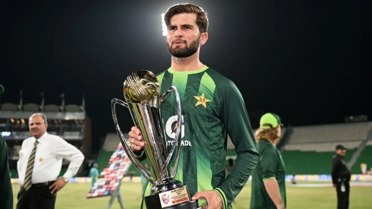 "Chaque équipe prépare des terrains qui lui conviennent" - Shaheen défend les terrains du Pakistan