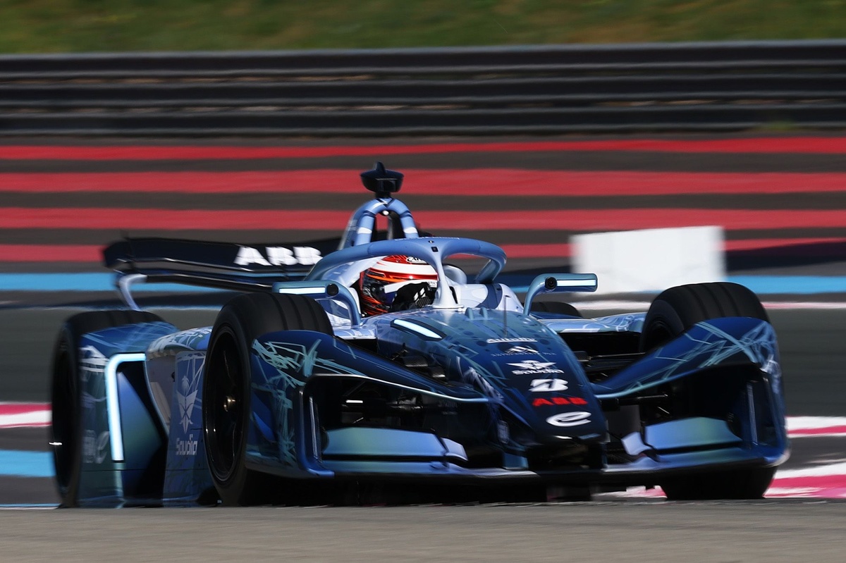 Comment le calendrier de la Formule E, semblable à celui de la F1, voit les deux séries converger, mais aussi diverger