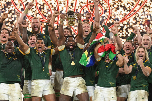 Siya Kolisi of South Africa lifts the 2023 World Cup with his teammates