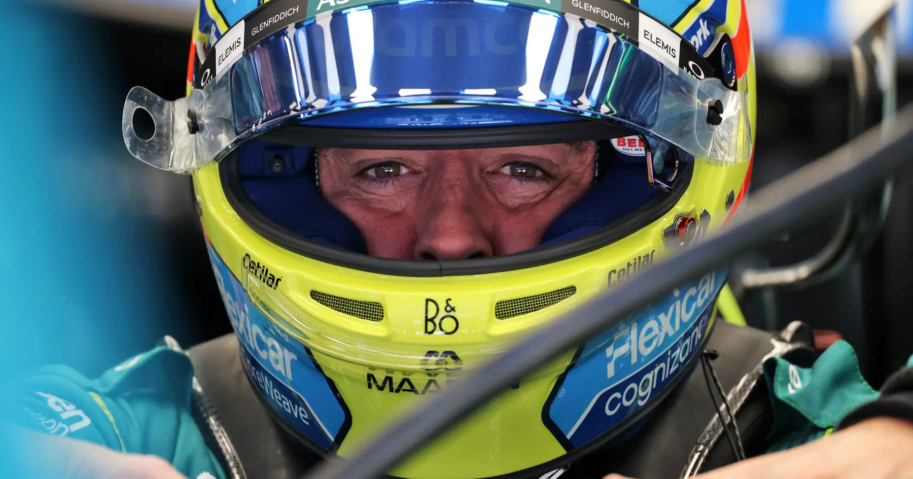 Fernando Alonso révèle les pourparlers d'Adrian Newey alors que la nouvelle clause Max Verstappen émerge - RacingNews365 Review