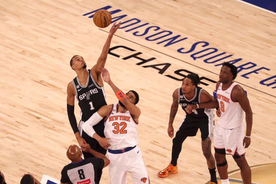 Finales NBA 2026 : Wembanyama et les Spurs battent les Knicks lors du troisième match