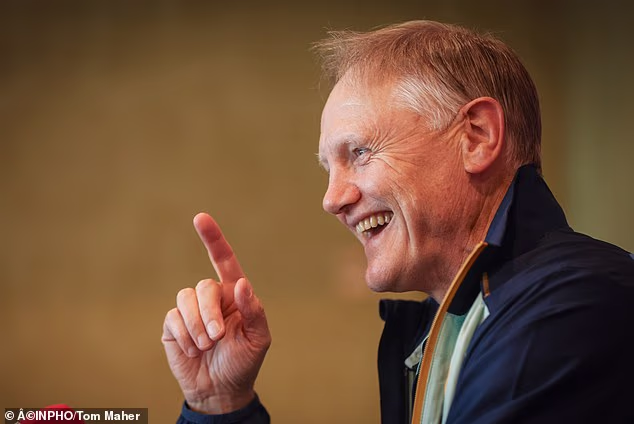 Joe Schmidt aura à cœur de prouver son point de vue lorsque son équipe australienne affrontera l'Irlande à Sydney.