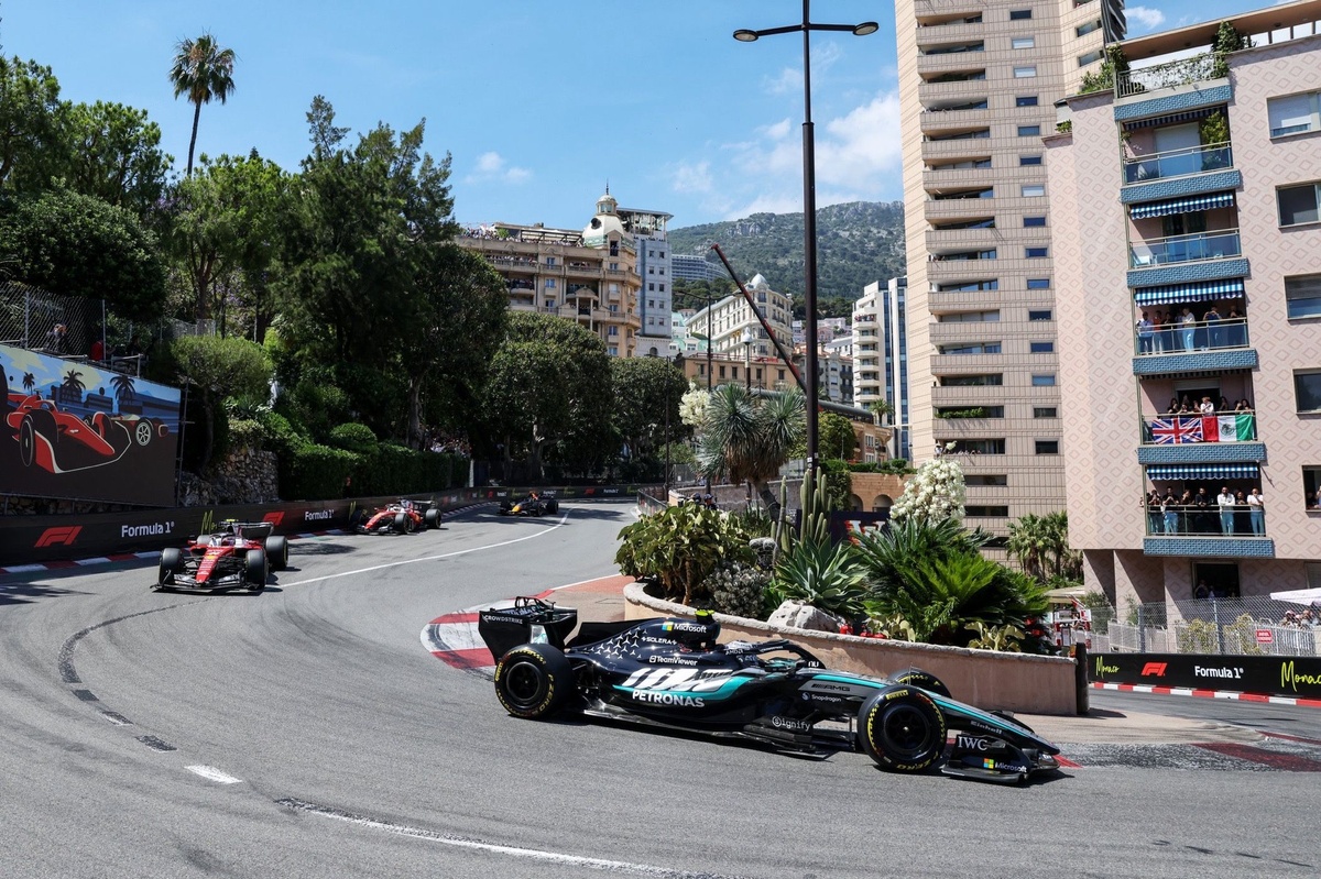 GP F1 de Monaco: Antonelli remporte une victoire dominante sur Hamilton après une arrivée chaotique