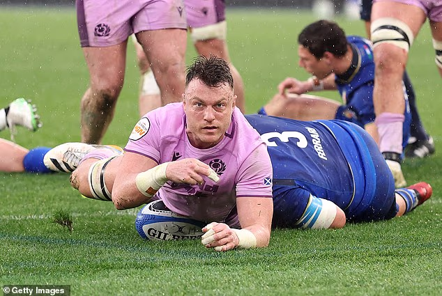 L'international écossais Jack Dempsey a conclu un accord pour déménager au Japon cet été