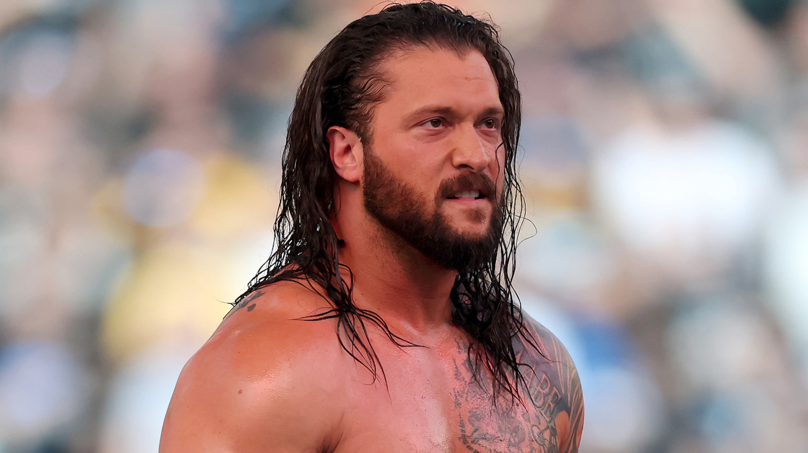 Karrion Kross dit qu'il n'a pas été question d'un retour à la WWE, il n'a pas eu de nouvelles de HHH