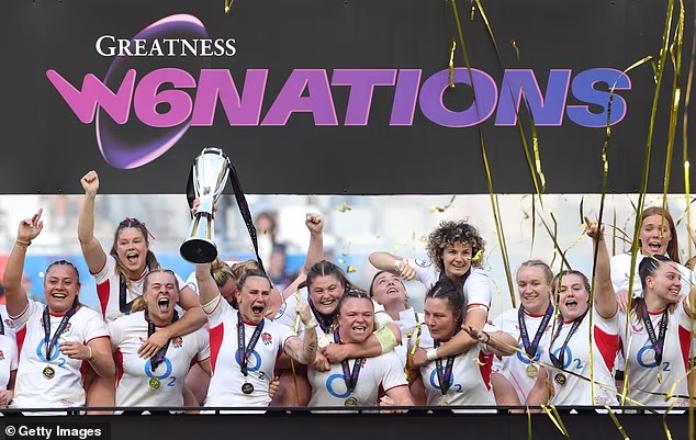 Les Roses Rouges ont prolongé leur séquence de victoires à 38 matches et ont scellé un huitième titre consécutif des Six Nations féminins et un cinquième titre consécutif du Grand Chelem à Bordeaux.