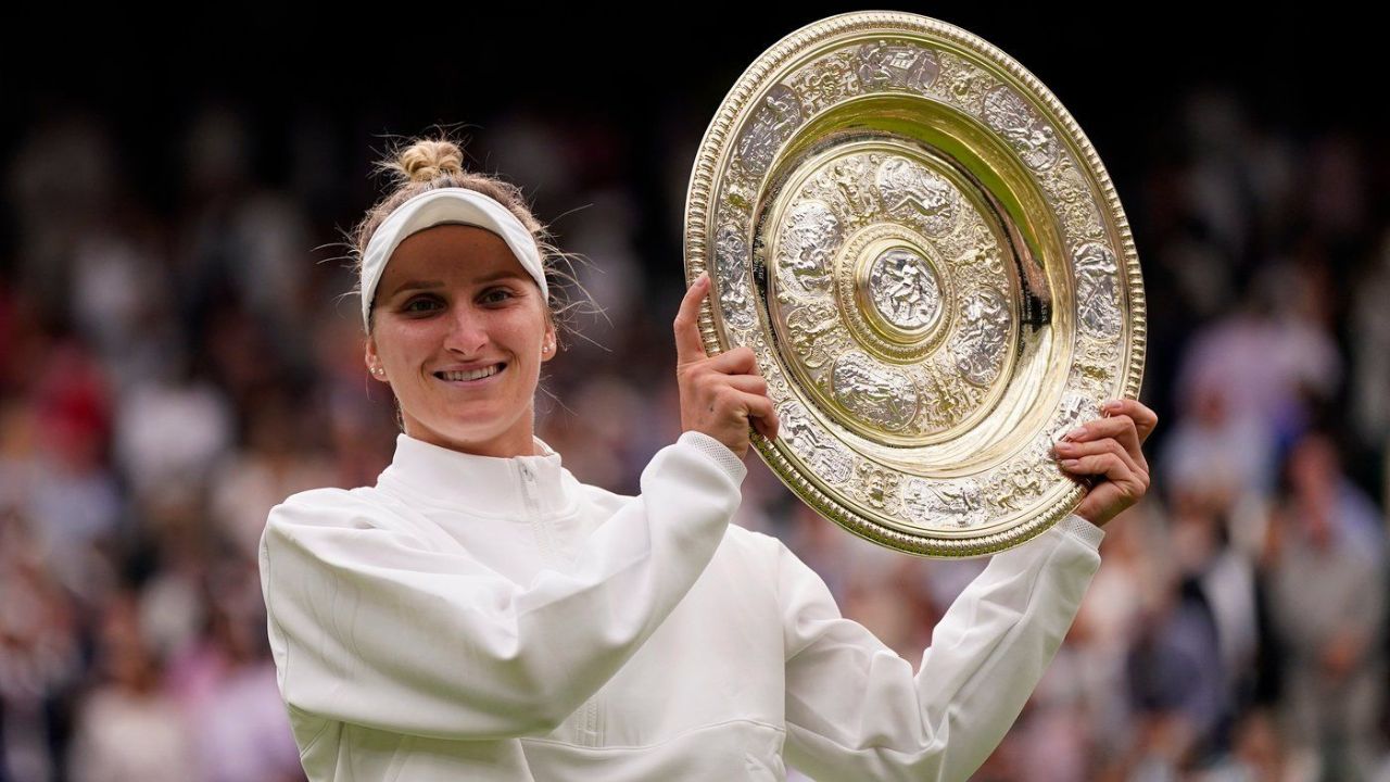L'ancienne championne de Wimbledon Vondrousova a été suspendue quatre ans pour avoir refusé de se soumettre à un contrôle antidopage.