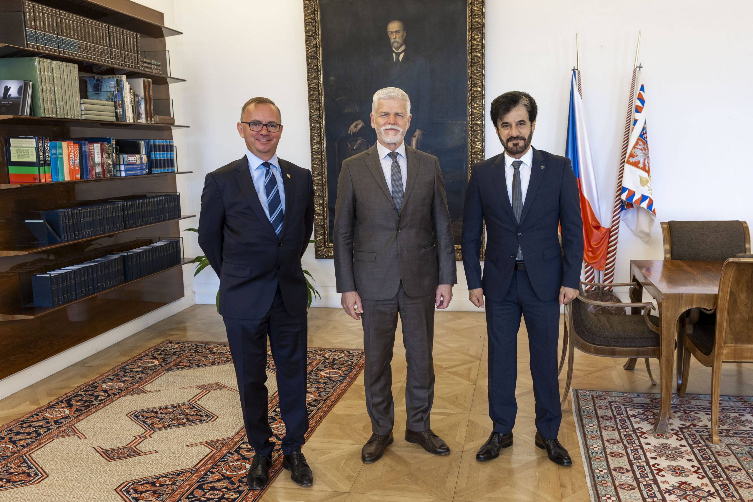 Le Président de la FIA, SE Mohammed Ben Sulayem, rencontre le Président, le Premier Ministre et les dirigeants du gouvernement tchèques à Prague