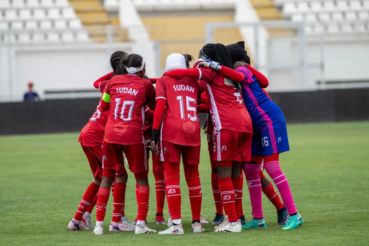 L'équipe féminine de football du Soudan défie la guerre et les préjugés pour faire un retour historique sur la scène internationale