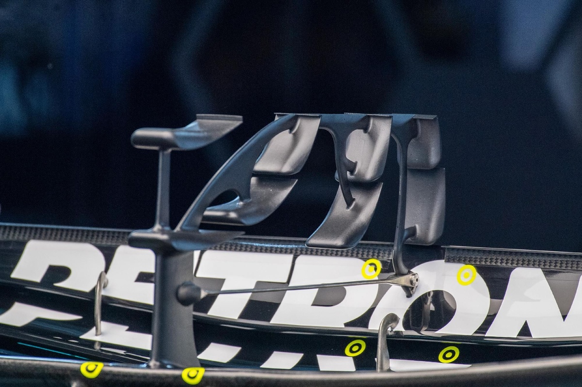 Les équipes de F1 s'habillent avec des arrières amusants uniques au GP de Monaco