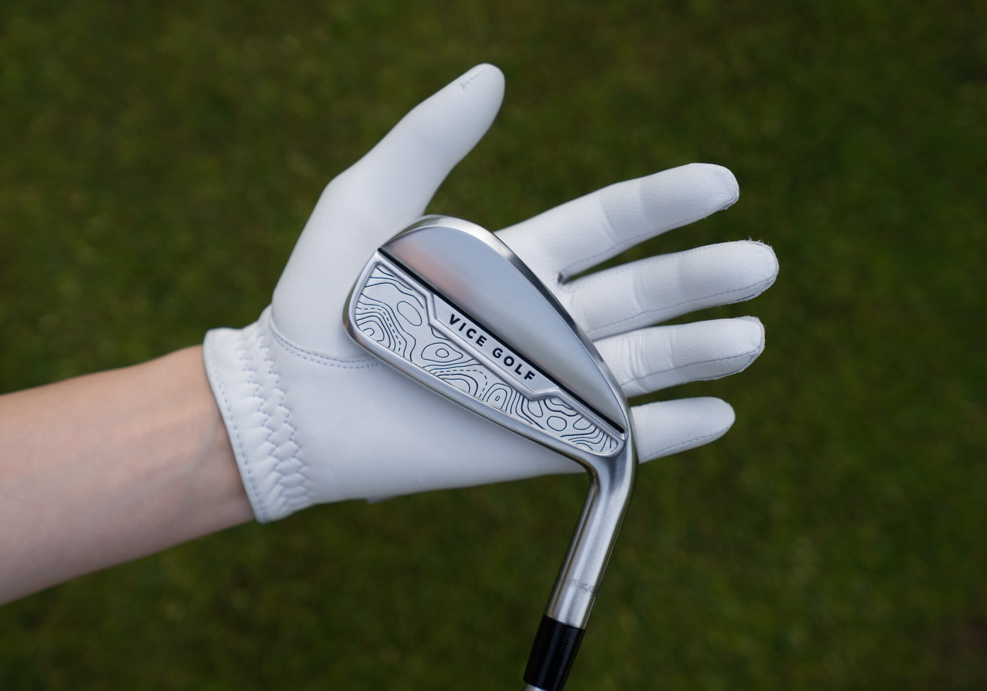 Les nouveaux fers d'entraînement Vice Golf sont conçus pour les golfeurs réguliers comme vous et moi.