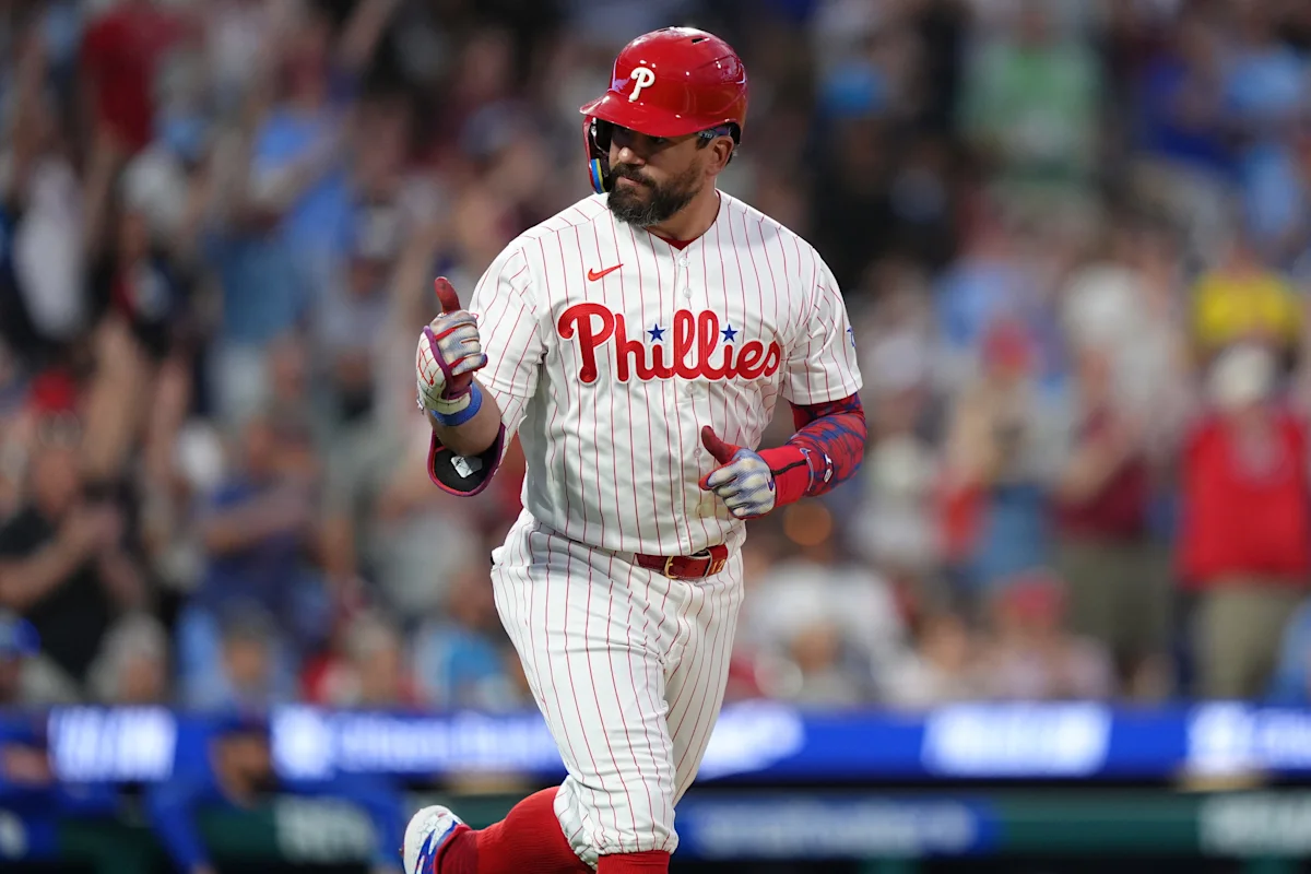 Phillies Schwarber et Harper jouent pour les Mets dans un exploit historique rare