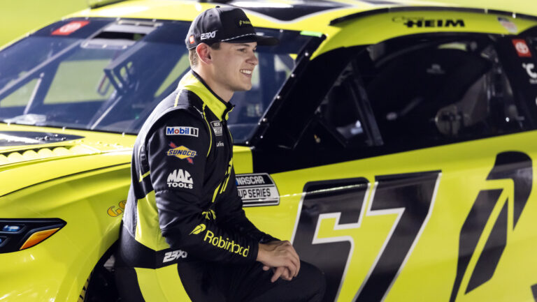Qui est Corey Heim? Rencontrez le pilote NASCAR qui vient de gagner à San Diego