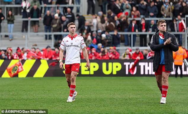 Journée difficile : Jack Crowley et Alex Kendellen étaient à terre après leur défaite contre Exeter