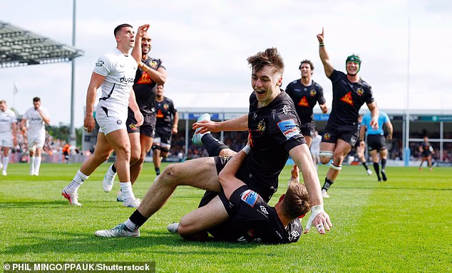 Campbell Ridl atterrit lors de l'impressionnante victoire 35-12 d'Exeter contre Bath dimanche