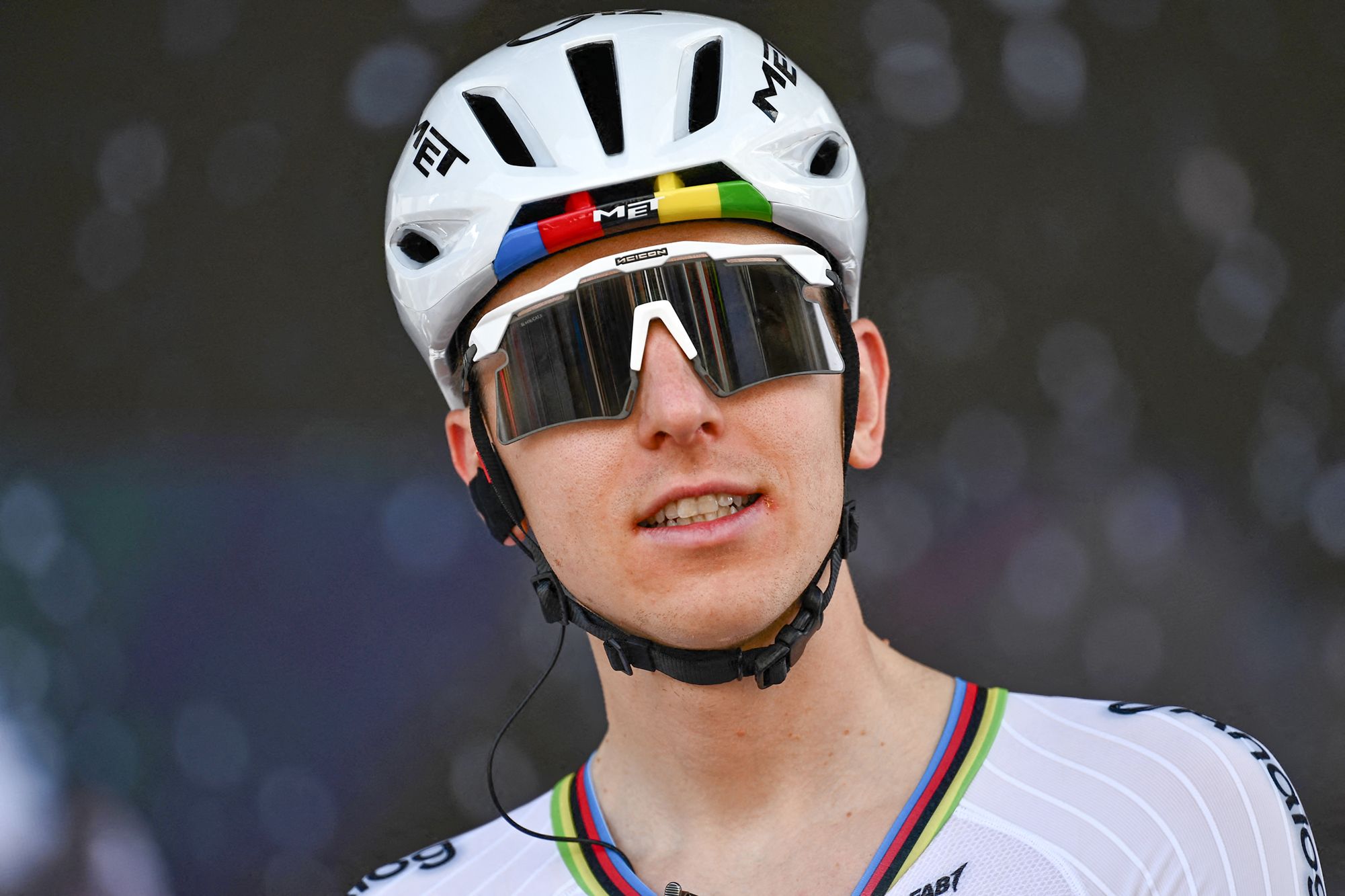 "Tout le monde a été un peu surpris par ce qui s'est passé": les coureurs réagissent à la course solo dominante de Tadej Pogačar sur le Tour de Suisse
